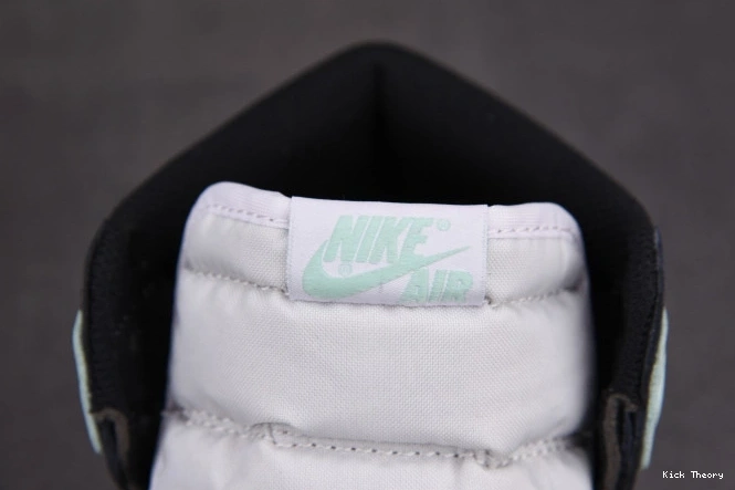 Kick Theory High Retro 861428-100 Igloo 1 Jordan 0703